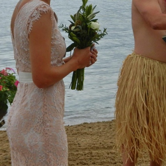 Bedo dress - Picture 1 of 5